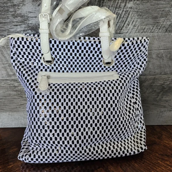 NWT Black And White Rhinestone Embellished Bling Cross Applique Tote Bag - Picture 2 of 9